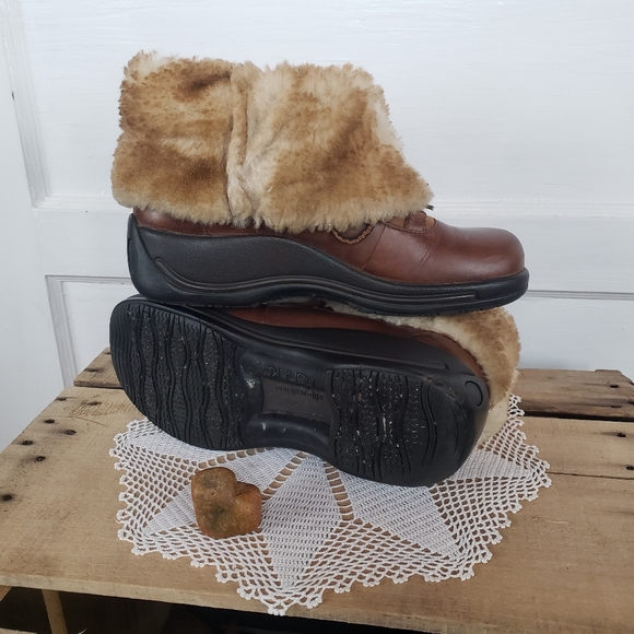 **SOLd*thankyou🌹Dansko Shearling Fur Lace-up Eskimo Mukluk Clog Boots•EU39 8.5 - Picture 8 of 13